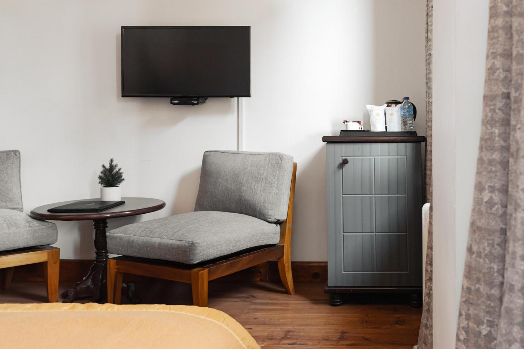 Hotel Dralha Тхимпху Екстериор снимка